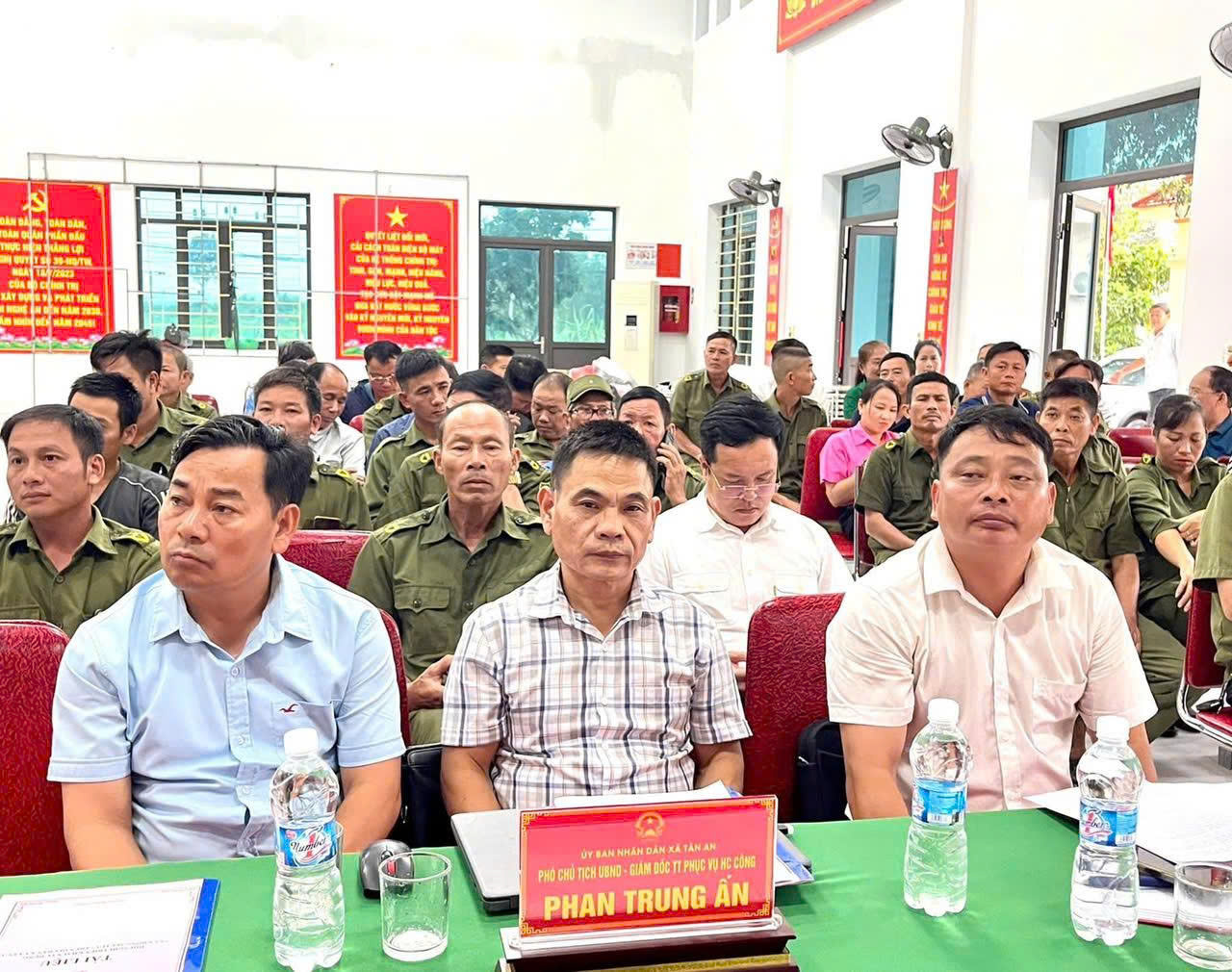 Các đại biểu tham dự Hội nghị