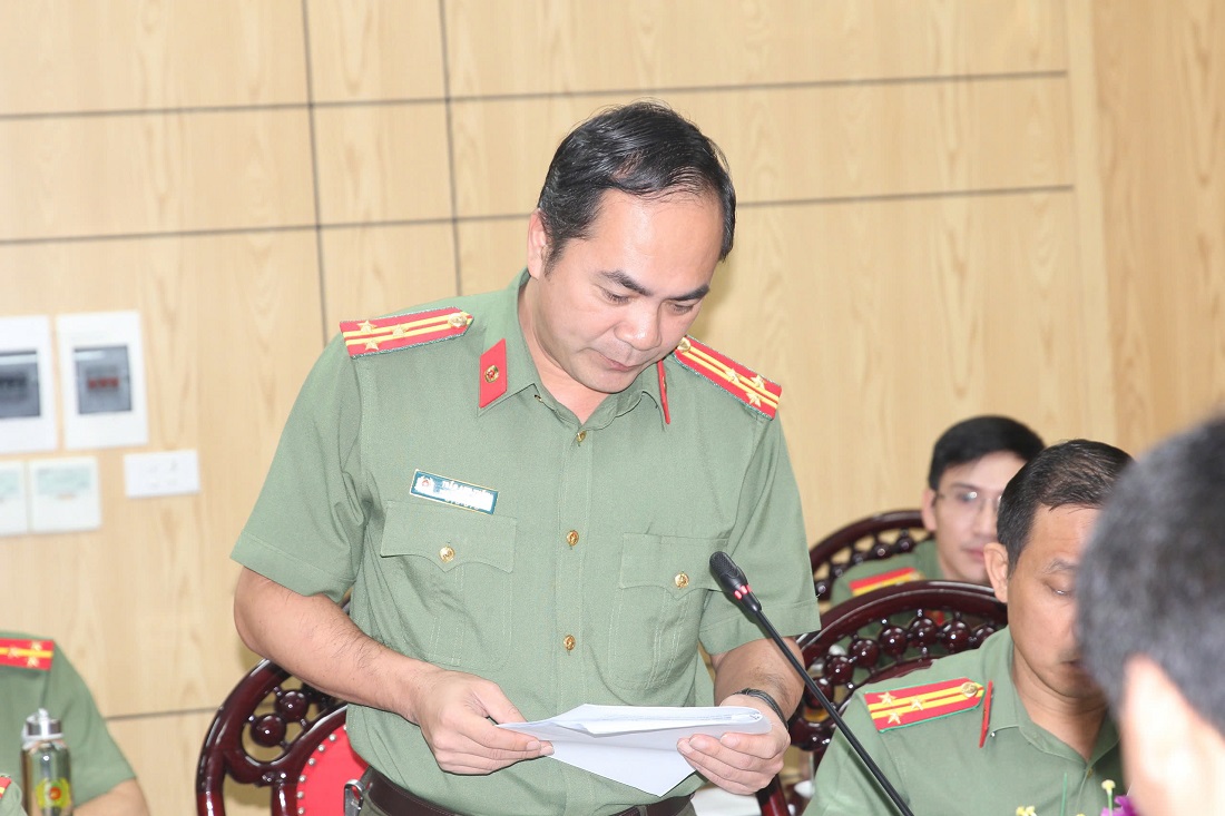 Đại diện Lãnh đạo Phòng Tham mưu công bố Quyết định kiểm tra