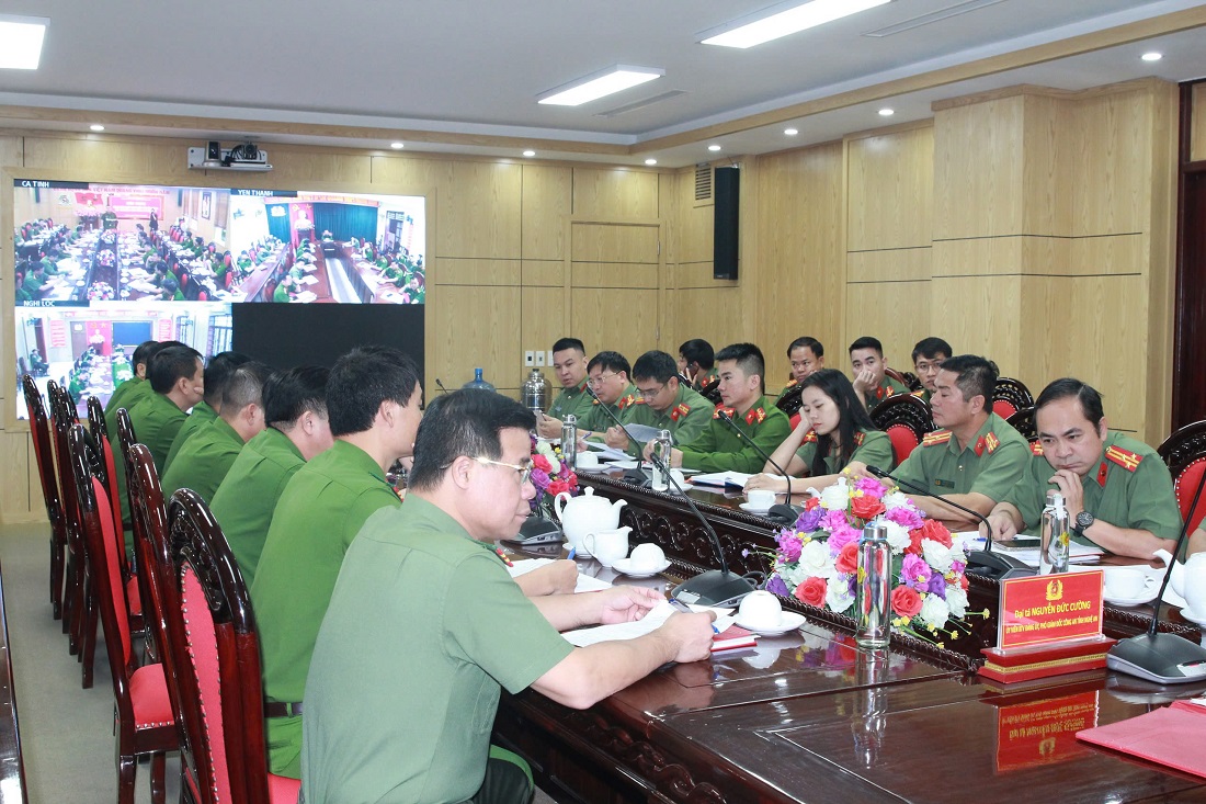 Hội nghị được tổ chức theo hình thức trực tuyến