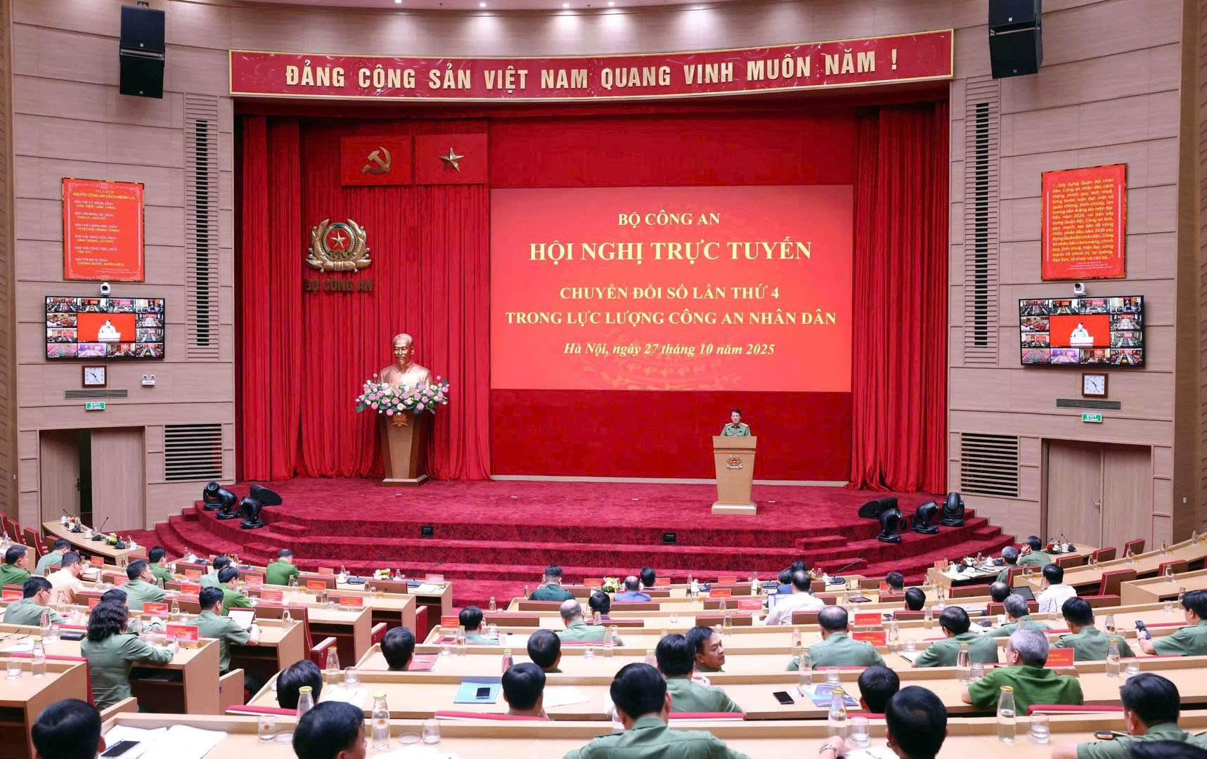Bộ trưởng Lương Tam Quang chủ trì Hội nghị
