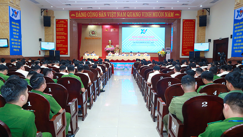 Toàn cảnh  Đại hội