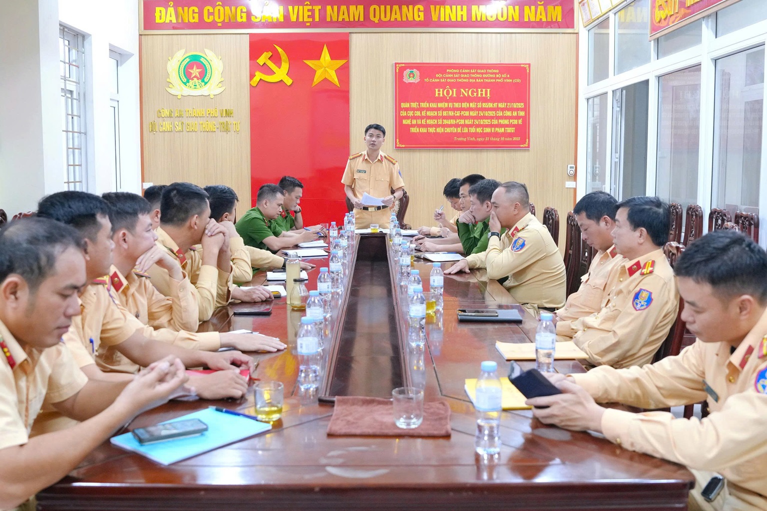 Quán triệt các văn bản chỉ đạo về triển khai chuyên đề lứa tuổi học sinh vi phạm trật tự an toàn giao thông