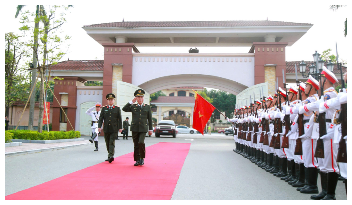 Thứ trưởng Trần Quốc Tỏ kết luận kiểm tra công tác năm 2025 tại Công an Nghệ An