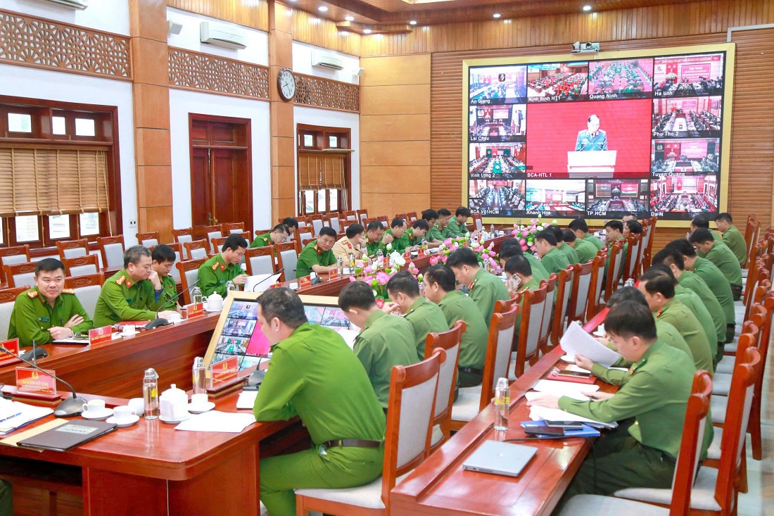 Tại điểm cầu Công an tỉnh Nghệ An