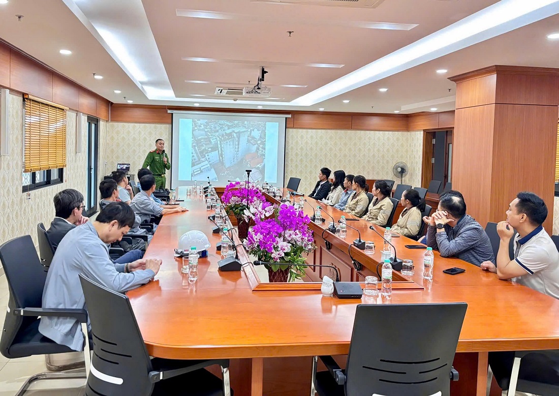 Lực lượng Cảnh sát PCCC thường xuyên cập nhật, hướng dẫn người dân những kiến thức PCCC mới nhất