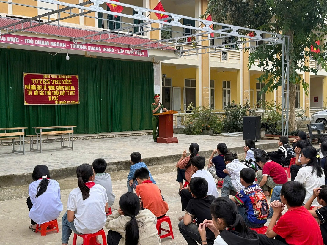 Toàn cảnh buổi tuyên truyền