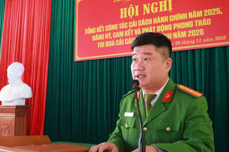 Đại diện Công an xã Quỳnh Văn phát biểu