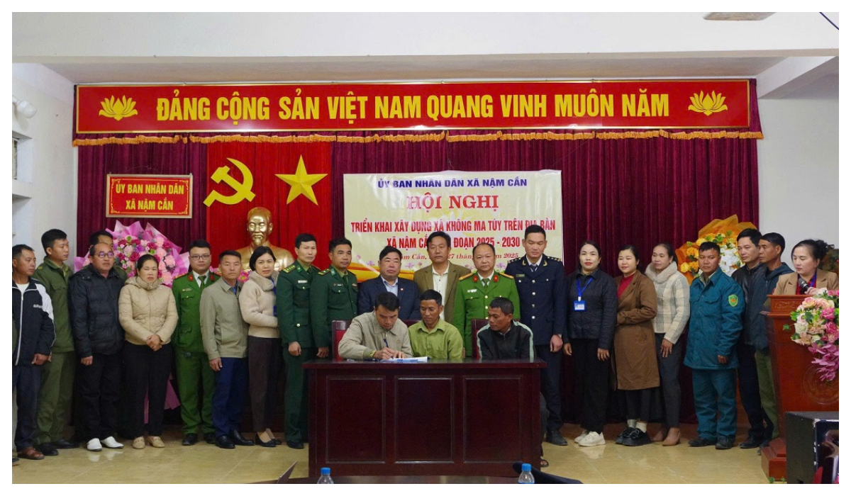 Phấn đấu xây dựng xã Nậm Cắn