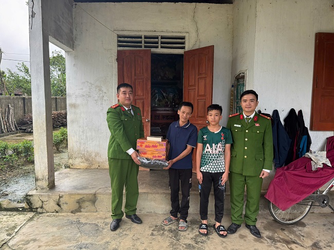 Công an xã Yên Xuân triển khai mô hình 