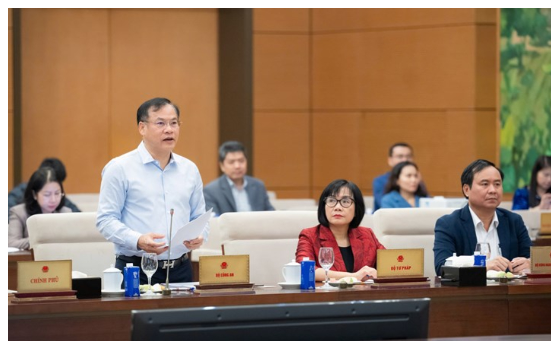 Uỷ ban Thường vụ Quốc hội thông qua nội dung Pháp lệnh sửa đổi, bổ sung một số điều của Pháp lệnh Cảnh sát môi trường