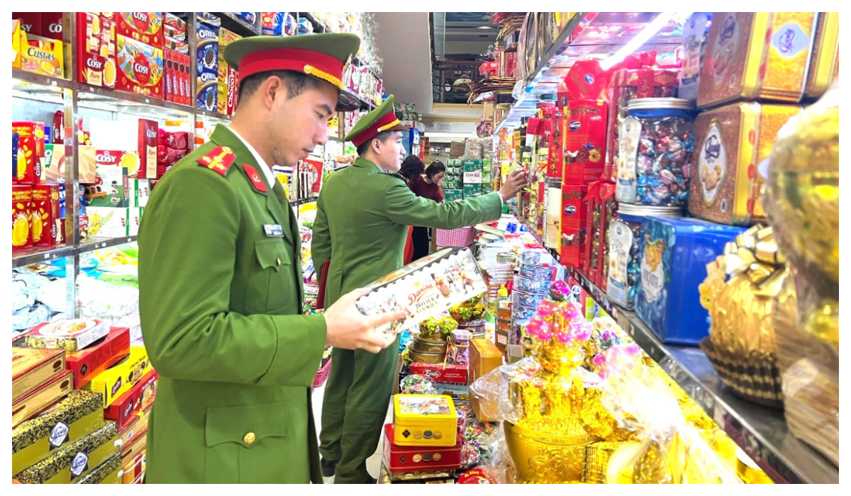 Cao điểm chống buôn lậu, gian lận thương mại, hàng giả dịp Tết Nguyên đán Bính Ngọ 2026