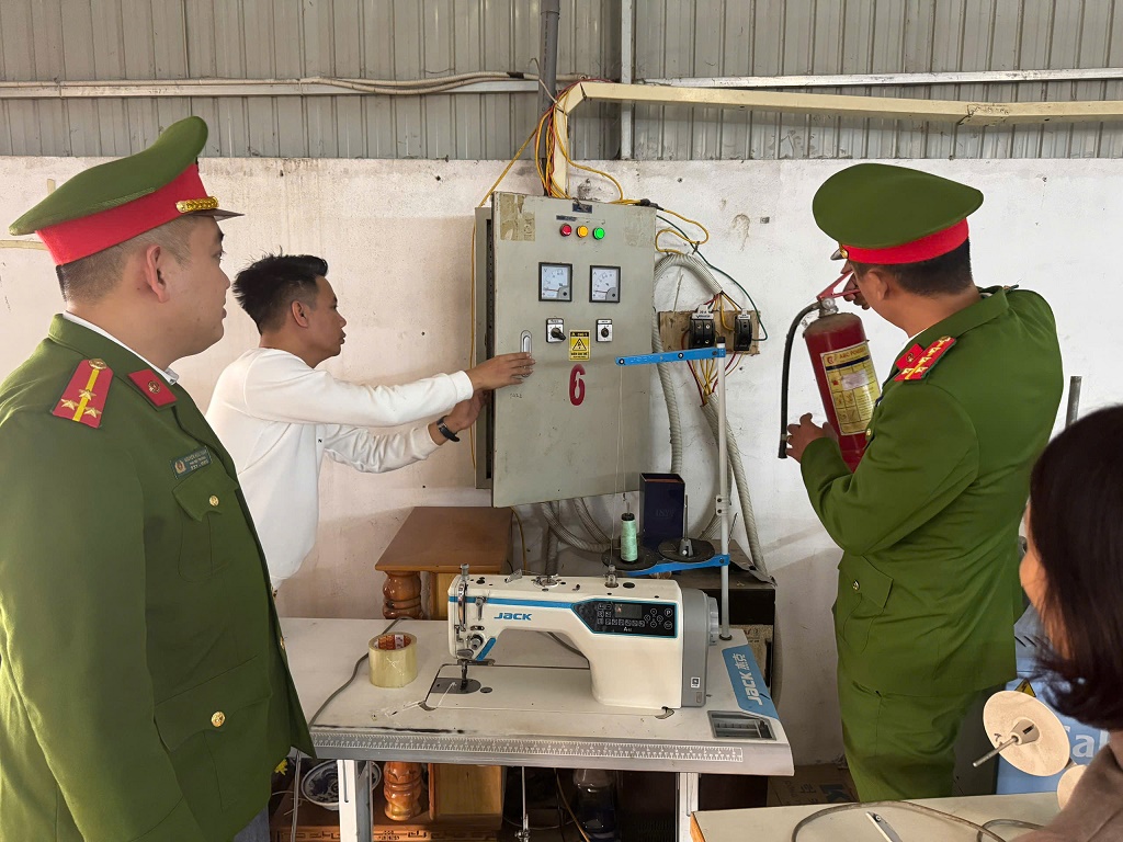 Tăng cường kiểm tra, hướng dẫn công tác PCCC tại cơ sở