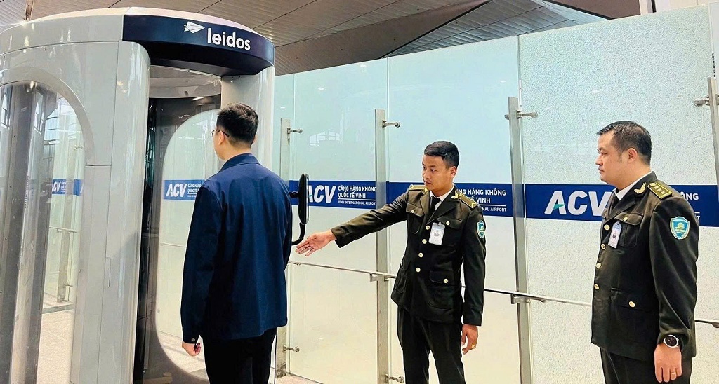 Tổ chức thành công chuyến bay thực nghiệm VJI225