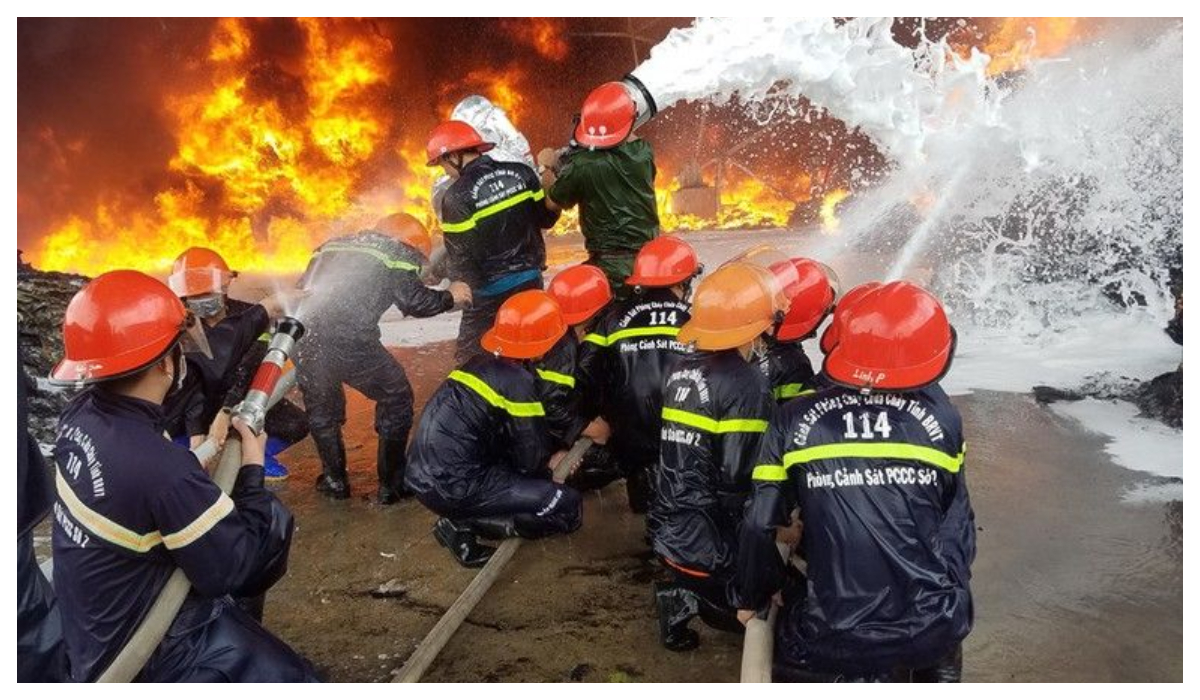 Phân công trách nhiệm, quan hệ phối hợp, quy trình xác minh, giải quyết vụ cháy trong Công an nhân dân