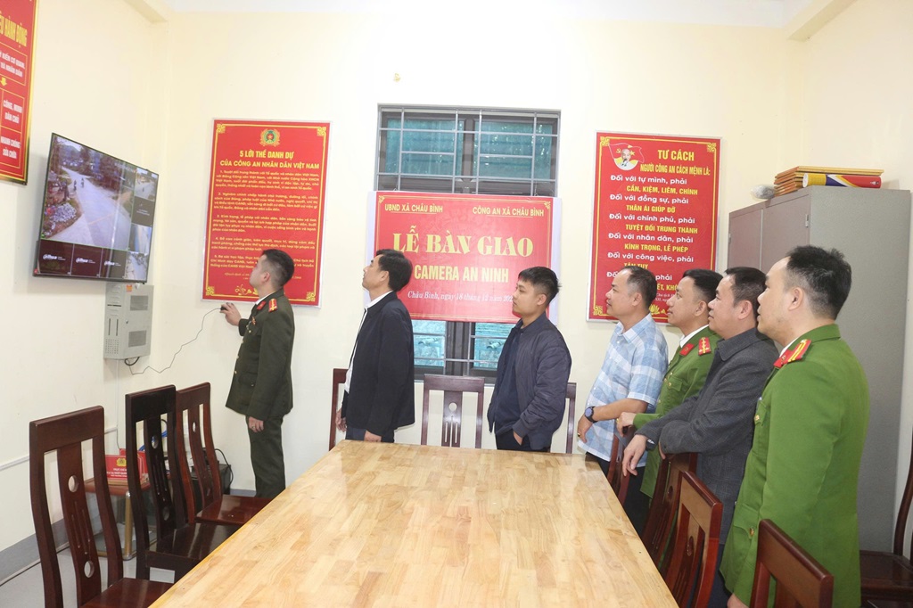 Xã Châu Bình bàn giao camera an ninh, phục vụ phòng chống tội phạm