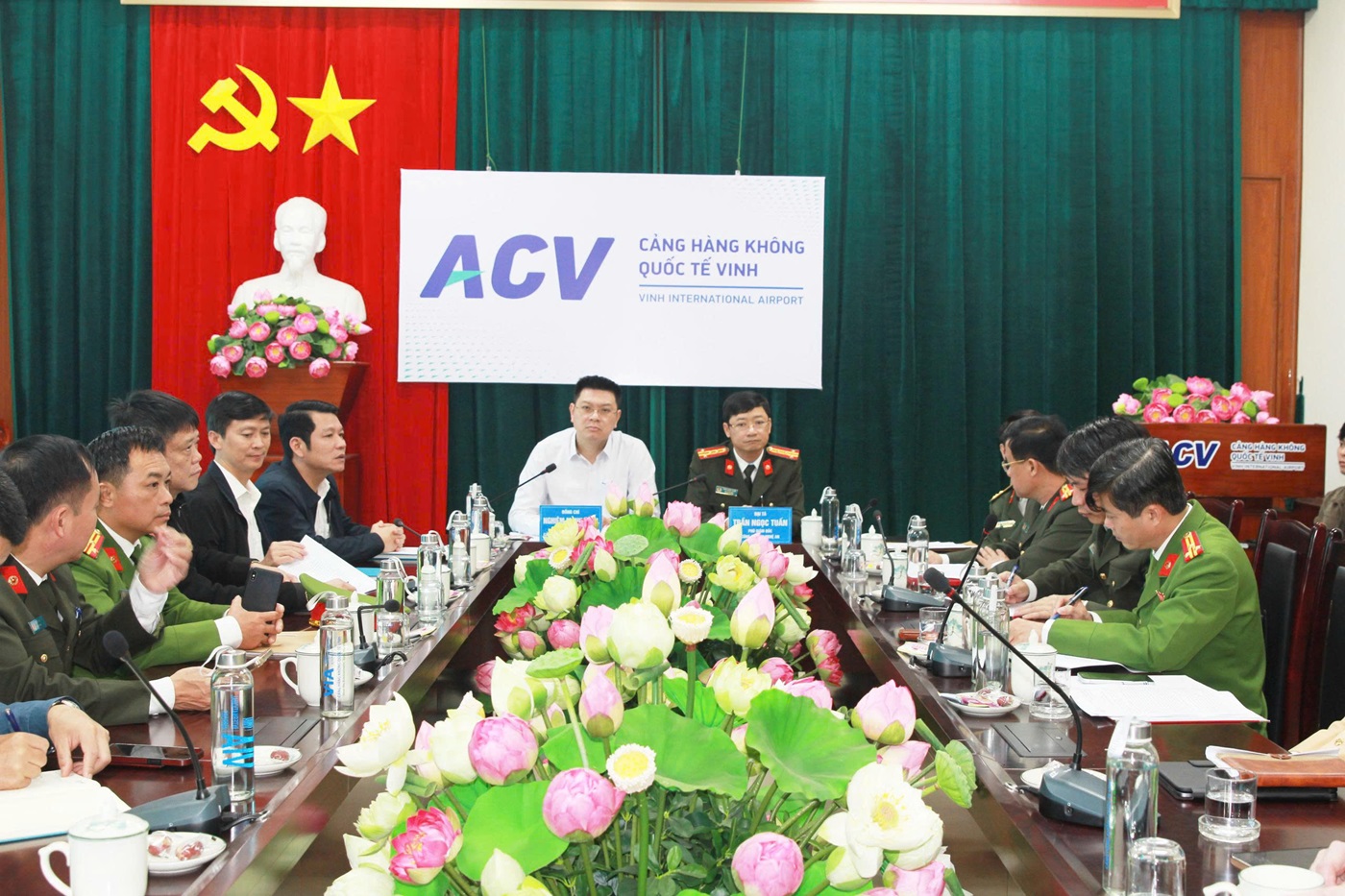 Toàn cảnh buổi làm việc