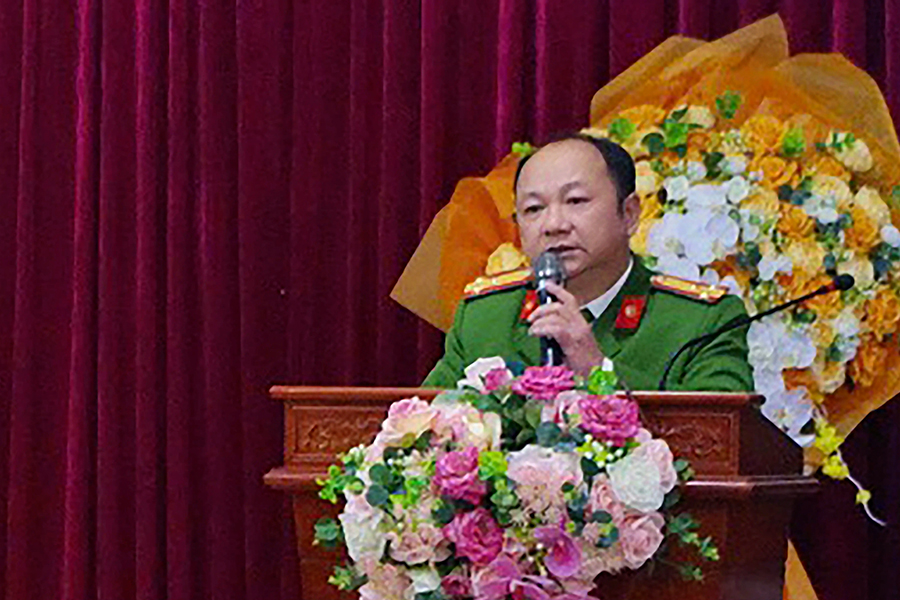 Đại diện Công an xã phát biểu tại hội nghị