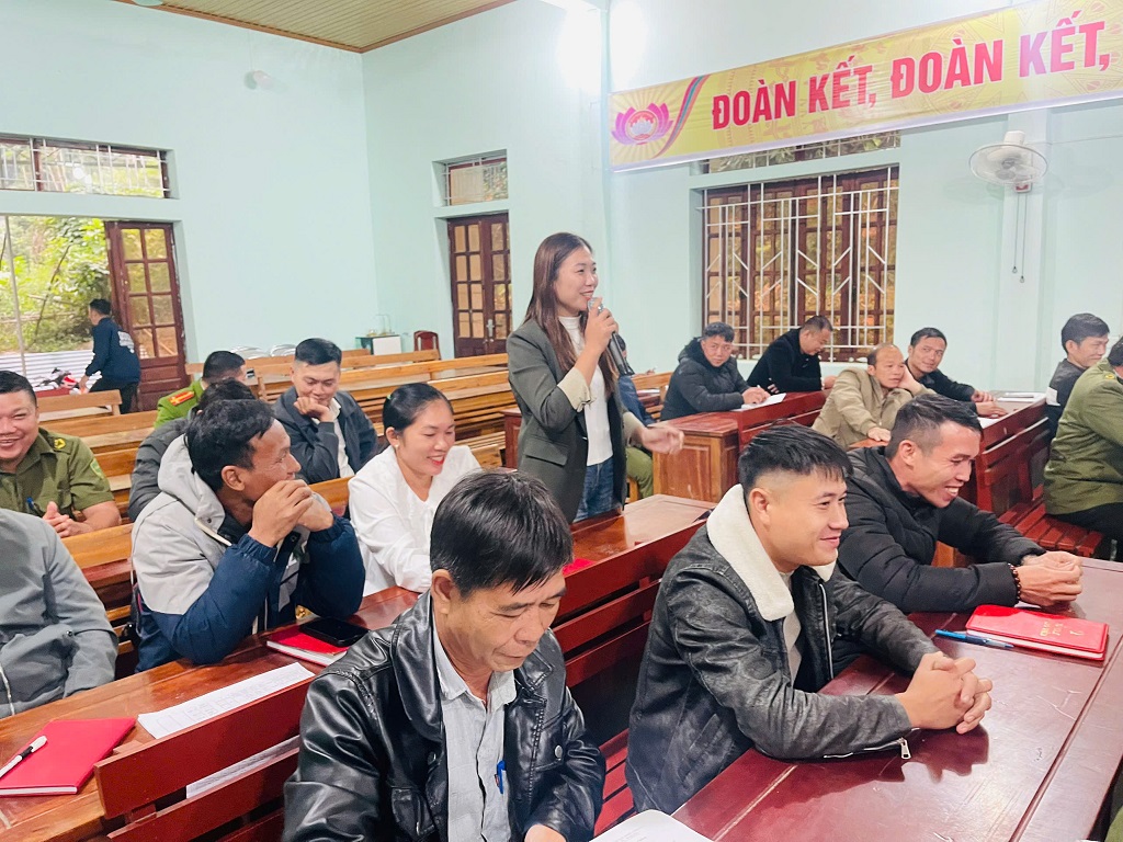 Đại biểu thảo luận