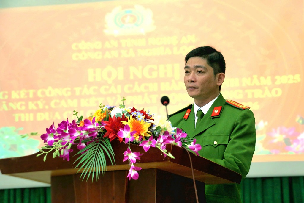Đại diện Công an xã Nghĩa Lộc phát biểu tại hội nghị