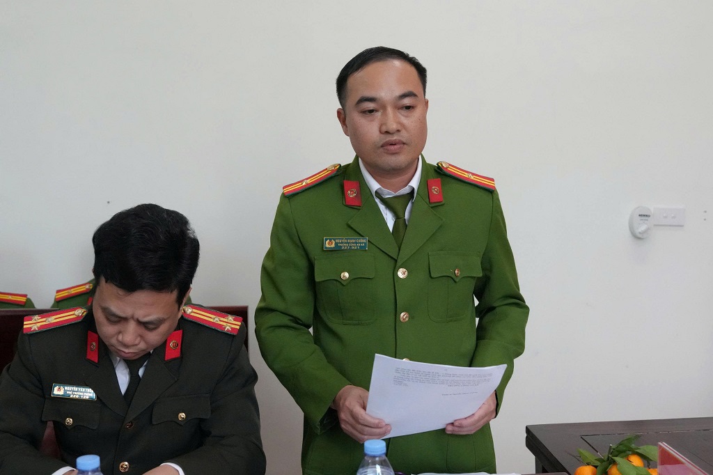 Đại diện Chỉ huy Công an xã Hạnh Lâm phát biểu
