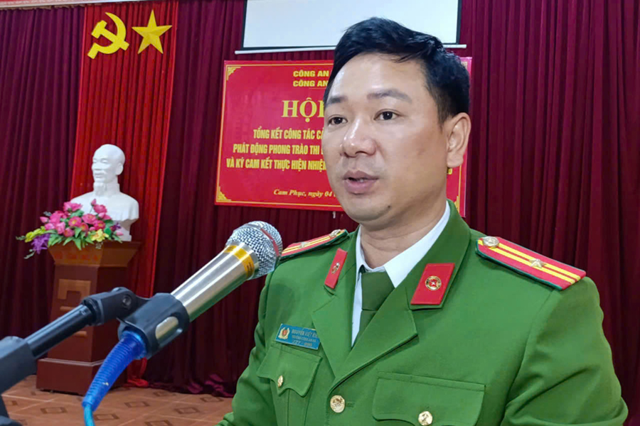 Đại diện Công an xã Tân Châu phát biểu