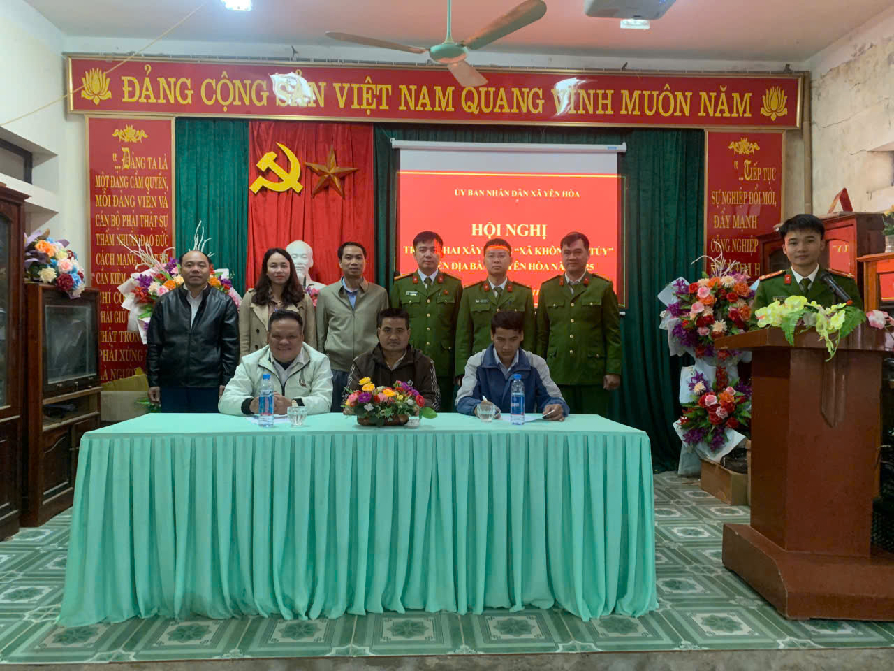 Ký cam kết xây dựng “Xã không ma túy” giai đoạn 2025-2030