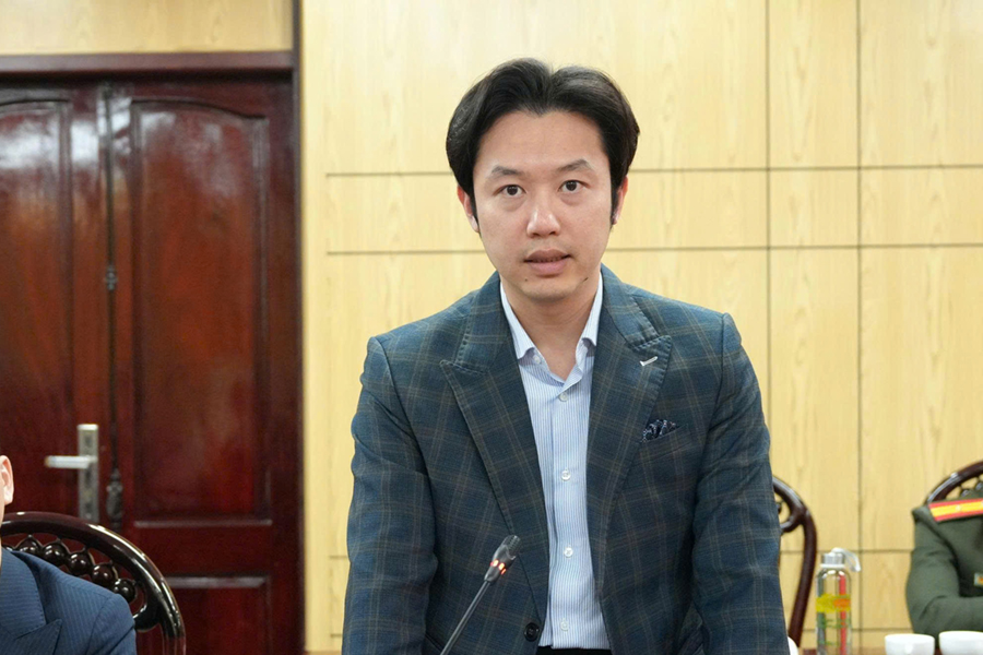 Ông Hoàng Minh Tuấn- Giám đốc Công ty Cổ Phần Xi măng Sông Lam phát biểu tại buổi trao quà