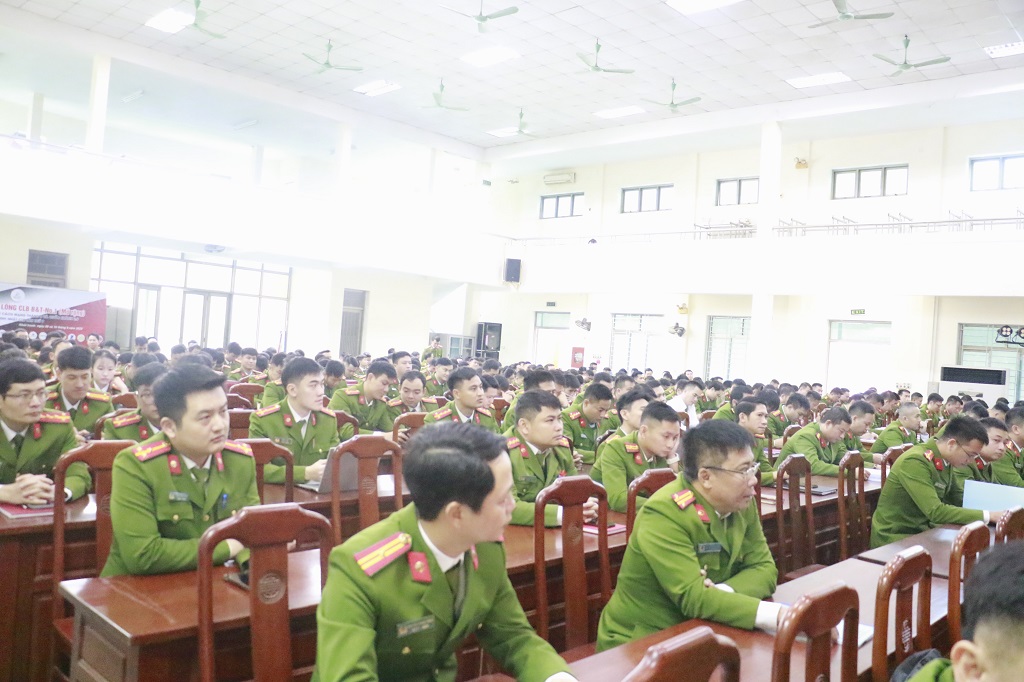 Thông qua tập huấn giúp Công an phường, xã nâng cao năng lực thực tiễn trong quản lý Nhà nước về PCCC và CNCH