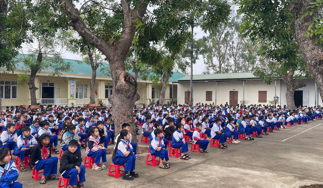 Buổi tuyên truyền thu hút đông đảo học sinh tham gia