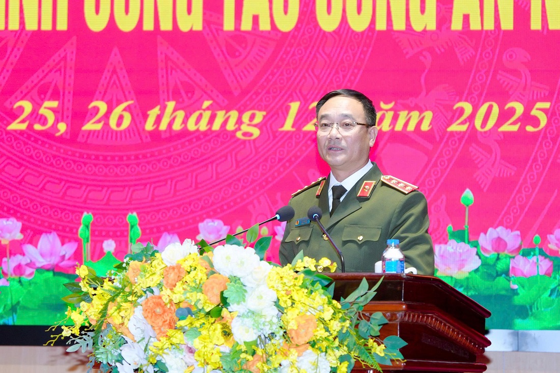 Đồng chí Thứ trưởng Phạm Thế Tùng phát biểu chỉ đạo tại Hội nghị