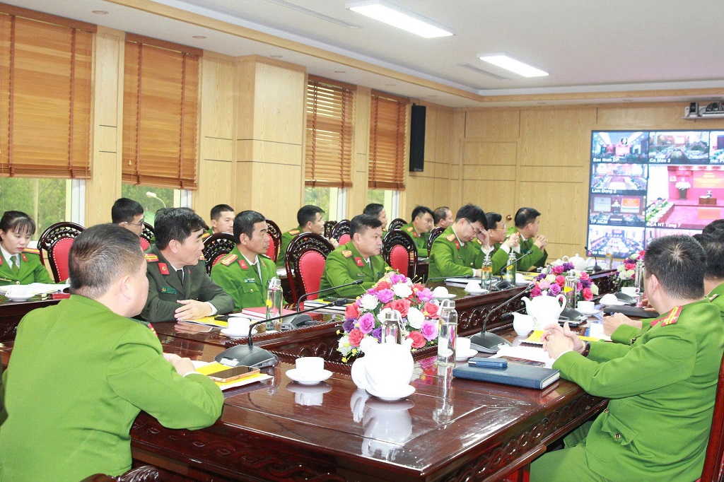 Tại điểm cầu Công an tỉnh Nghệ An