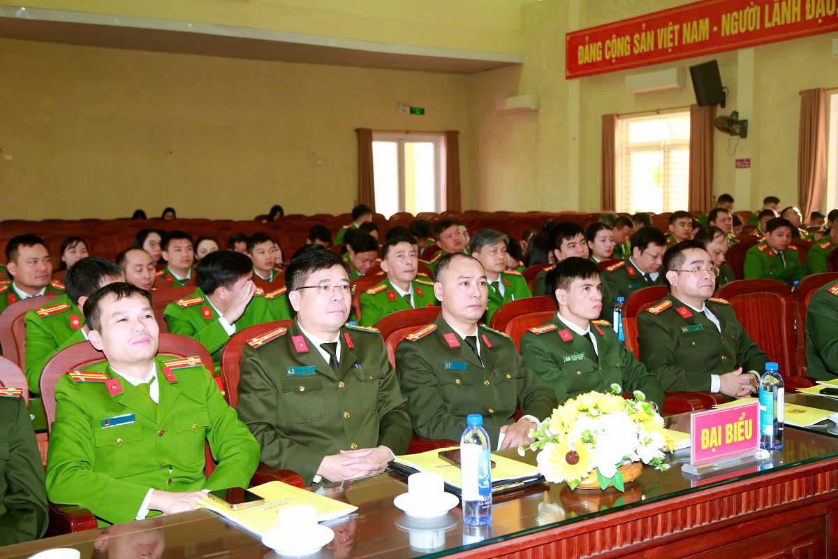 Đại biểu dự Hội nghị