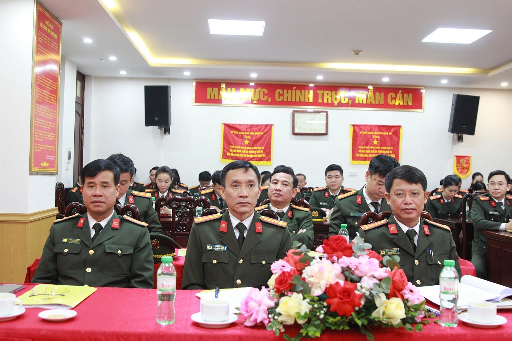 Đại biểu tham dự Hội nghị	