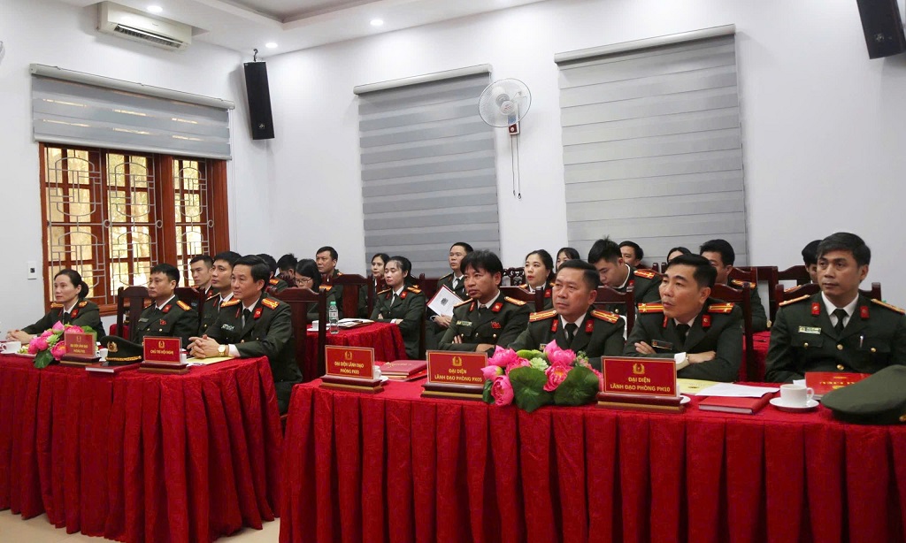 Đại biểu tham dự