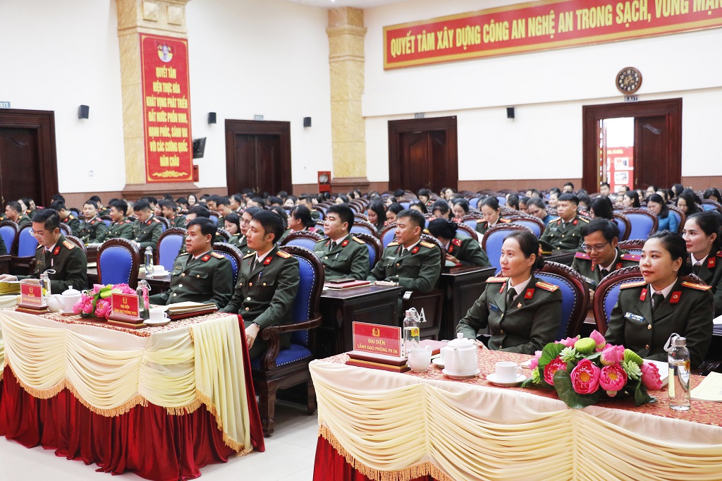 Đại biểu tham dự Hội nghị