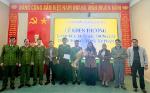 Khen thưởng Công an xã Yên Hòa có thành tích xuất sắc trong đấu tranh, phòng chống tội phạm