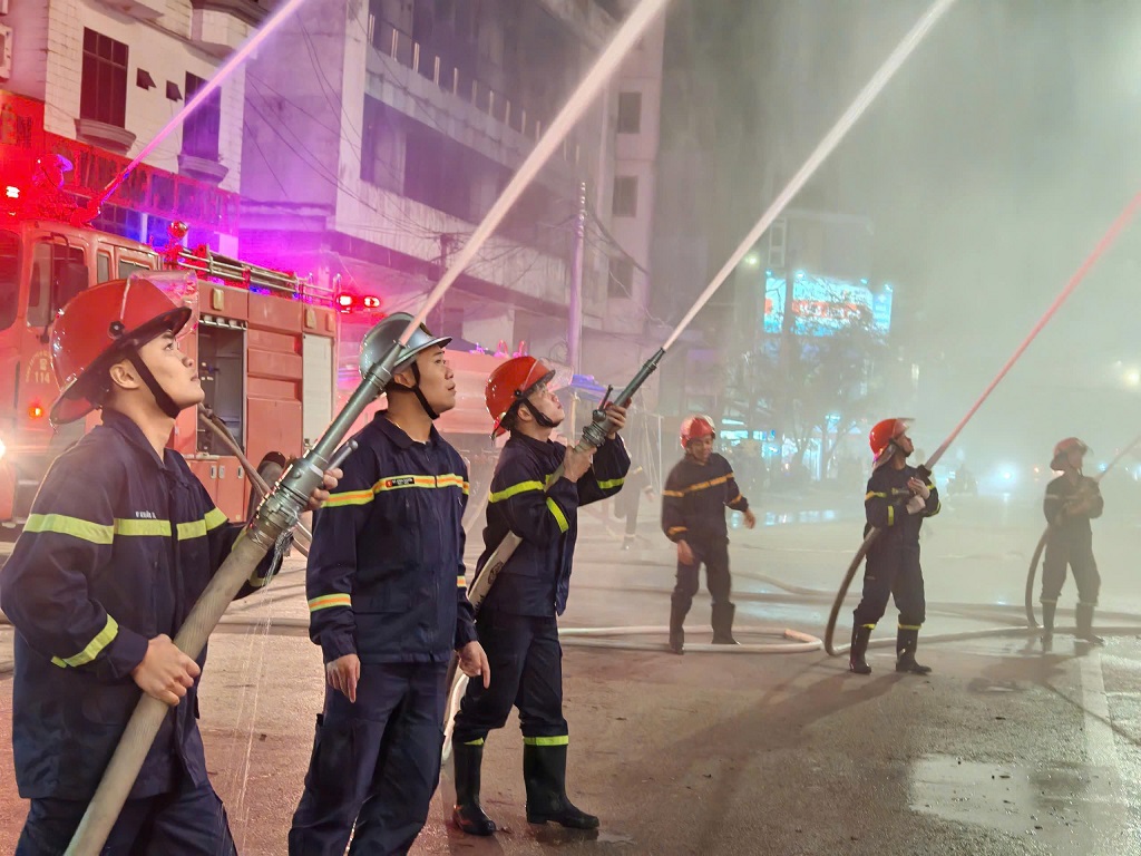 Siết chặt an toàn PCCC tại chợ trong dịp cao điểm