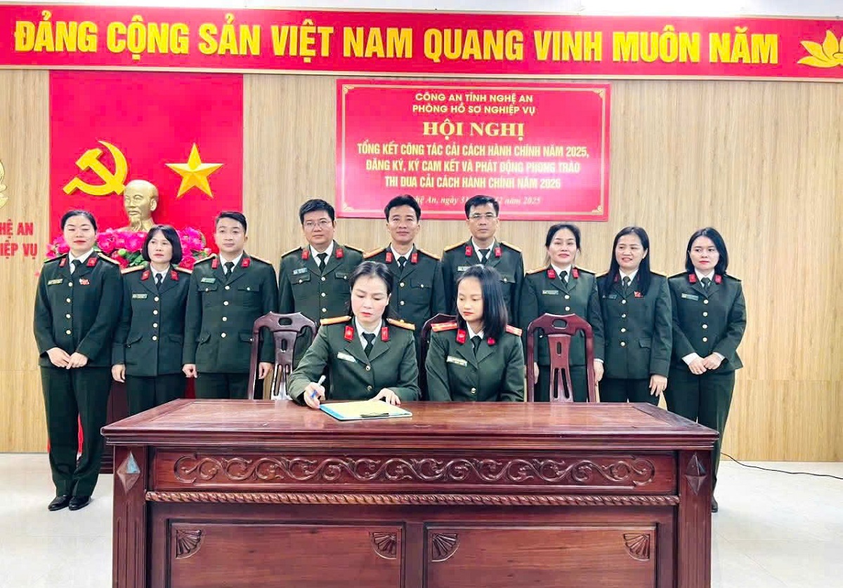 Phòng Hồ sơ nghiệp vụ tổ chức đăng ký, cam kết thực hiện nhiệm vụ cải cách hành chính năm 2026