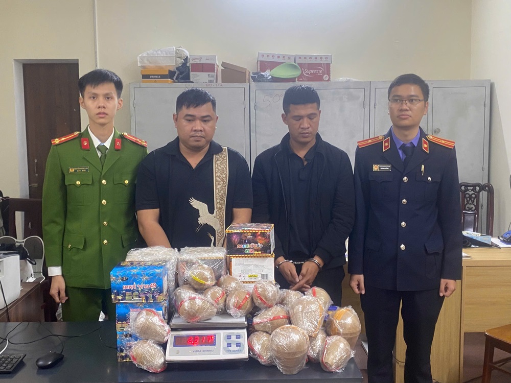 Công an Nghệ An triệt xóa đường dây sản xuất, buôn bán pháo nổ trên cả nước, thu hơn 03 tấn thuốc pháo, pháo và tiền chất