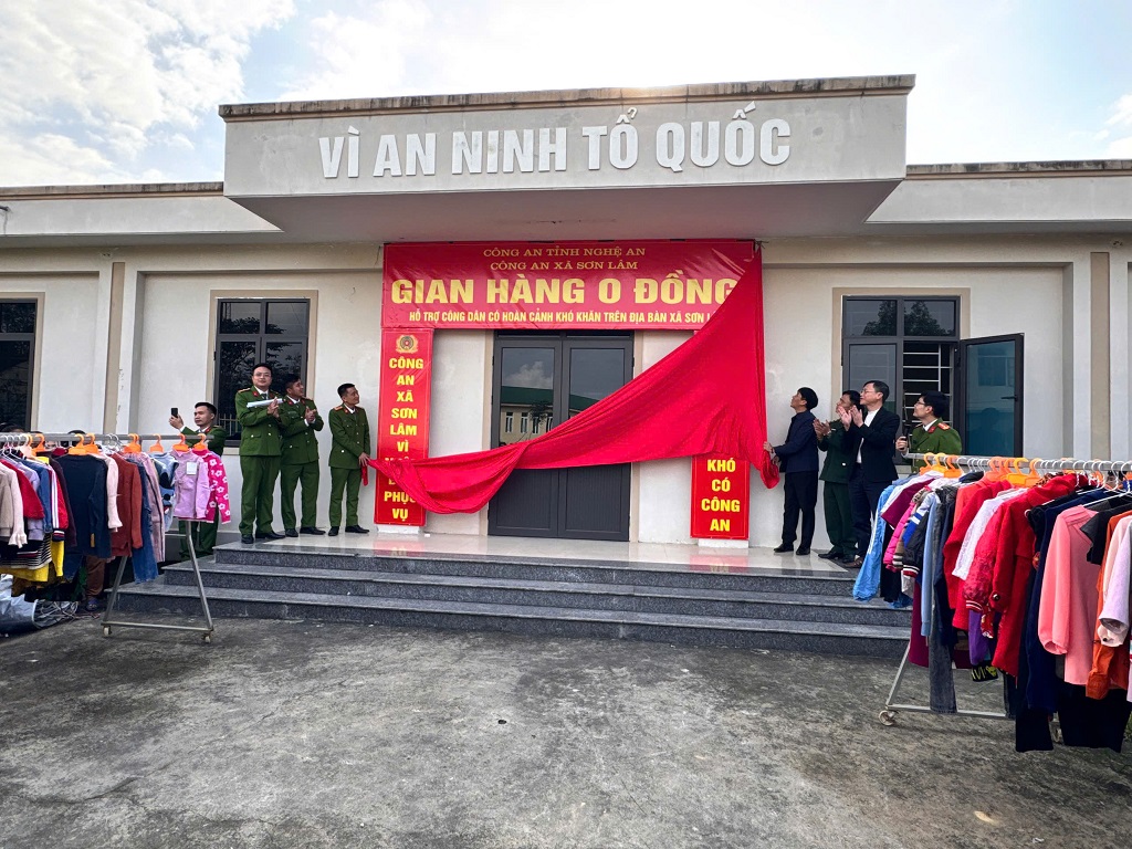 Công an xã Sơn Lâm triển khai 
