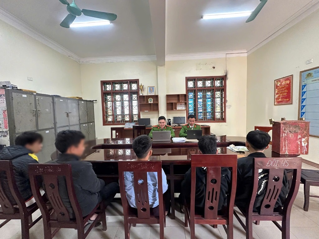 Nhanh chóng làm rõ vụ trộm cắp tài sản tại đền Đức Ông (xã Tân Kỳ)