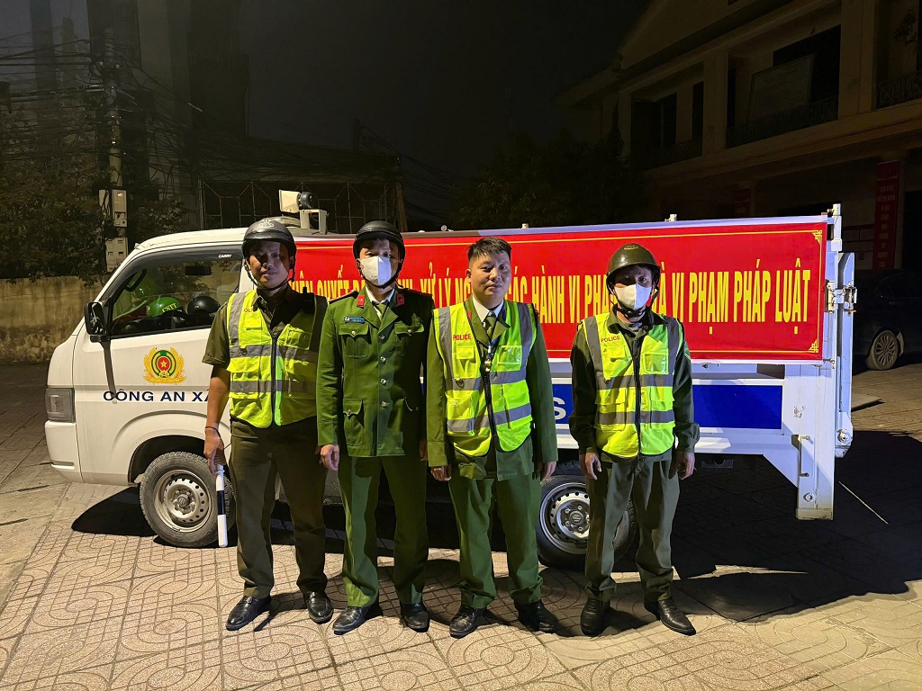 Công an xã Quỳnh Phú tăng cường tuần tra vũ trang ban đêm