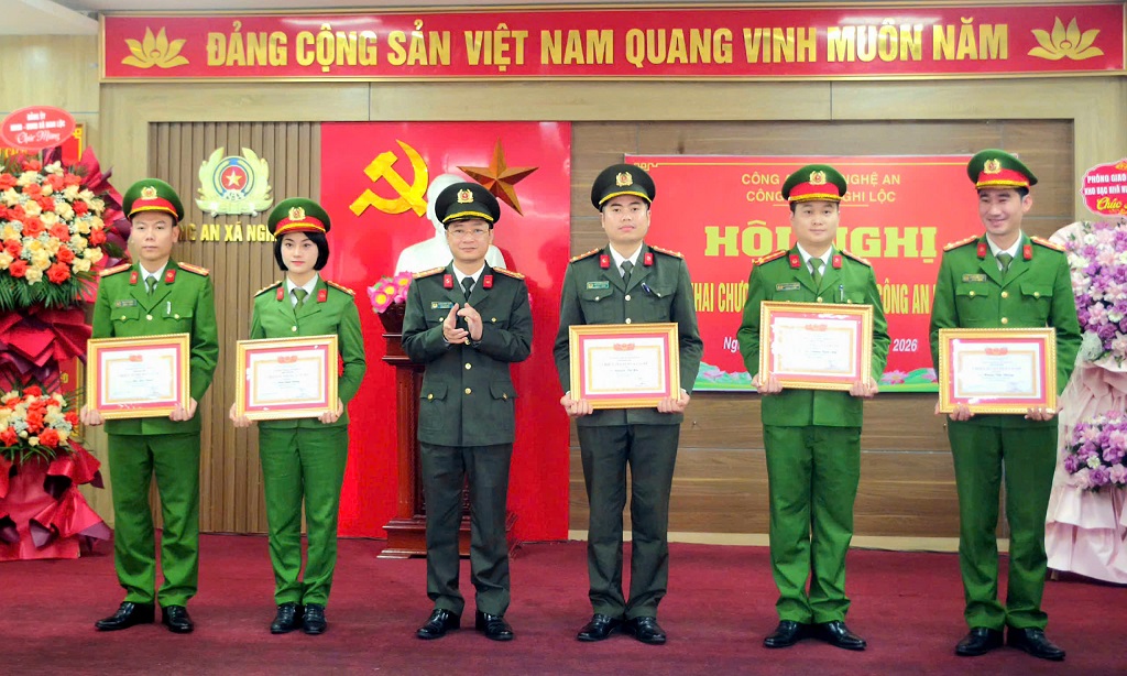 Tiếp tục thực hiện nhiệm vụ công tác theo tinh thần 