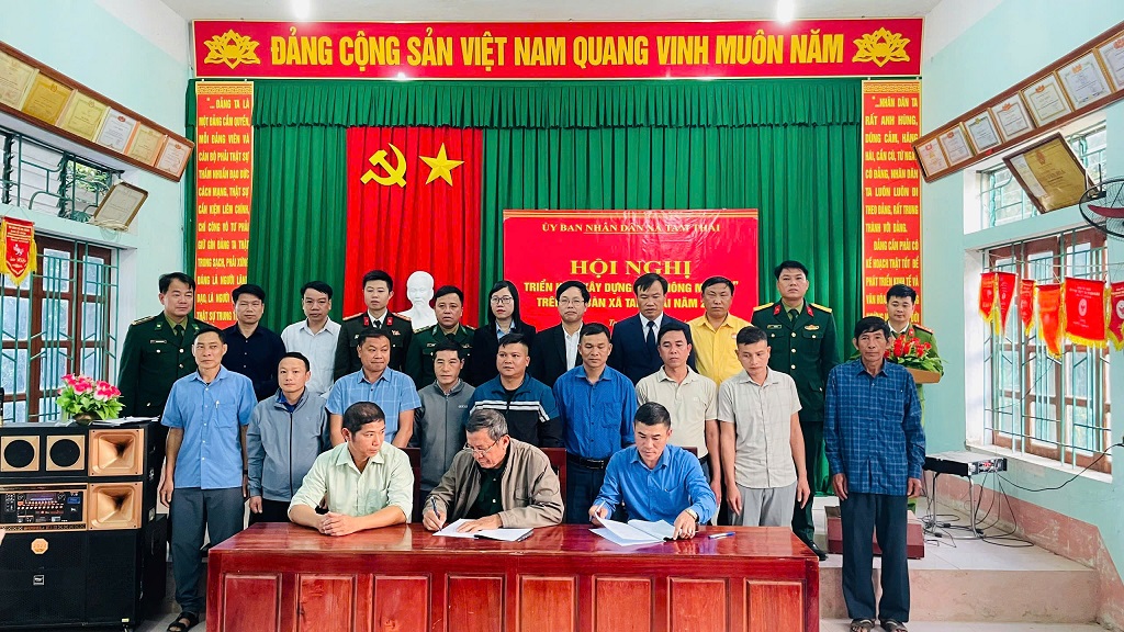 Công an xã Tam Thái quán triệt, triển khai Nghị quyết về xây dựng 