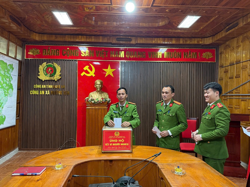 Công an xã Mường Xén phát động chung tay 