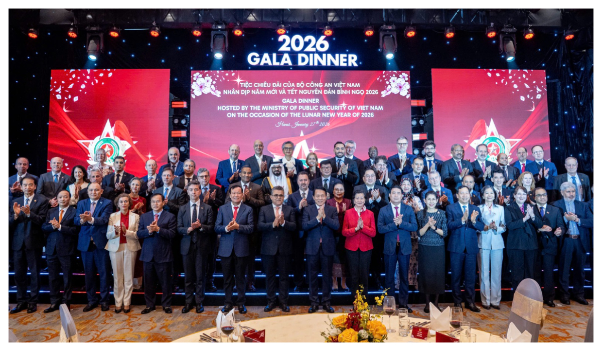 Bộ Công an gặp mặt các Đại sứ, Trưởng Cơ quan đại diện ngoại giao, đại diện các tổ chức quốc tế tại Việt Nam nhân dịp năm mới