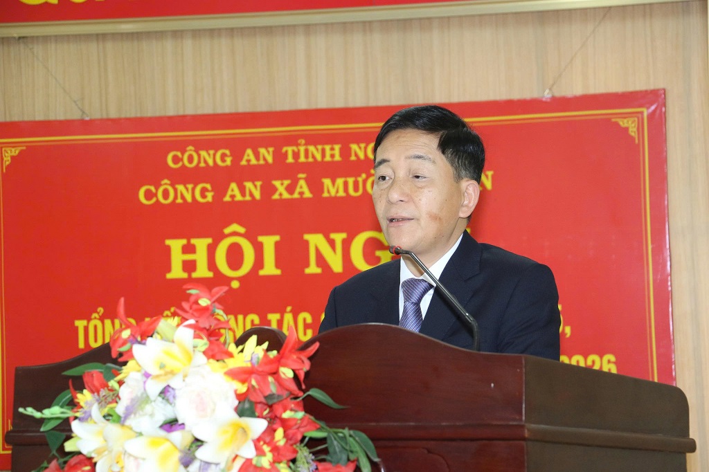 Đồng chí Chu Thế Huyền, Ủy viên Ban Thường vụ Tỉnh ủy, Bí thư Đảng ủy xã phát biểu chỉ đạo tại Hội nghị 