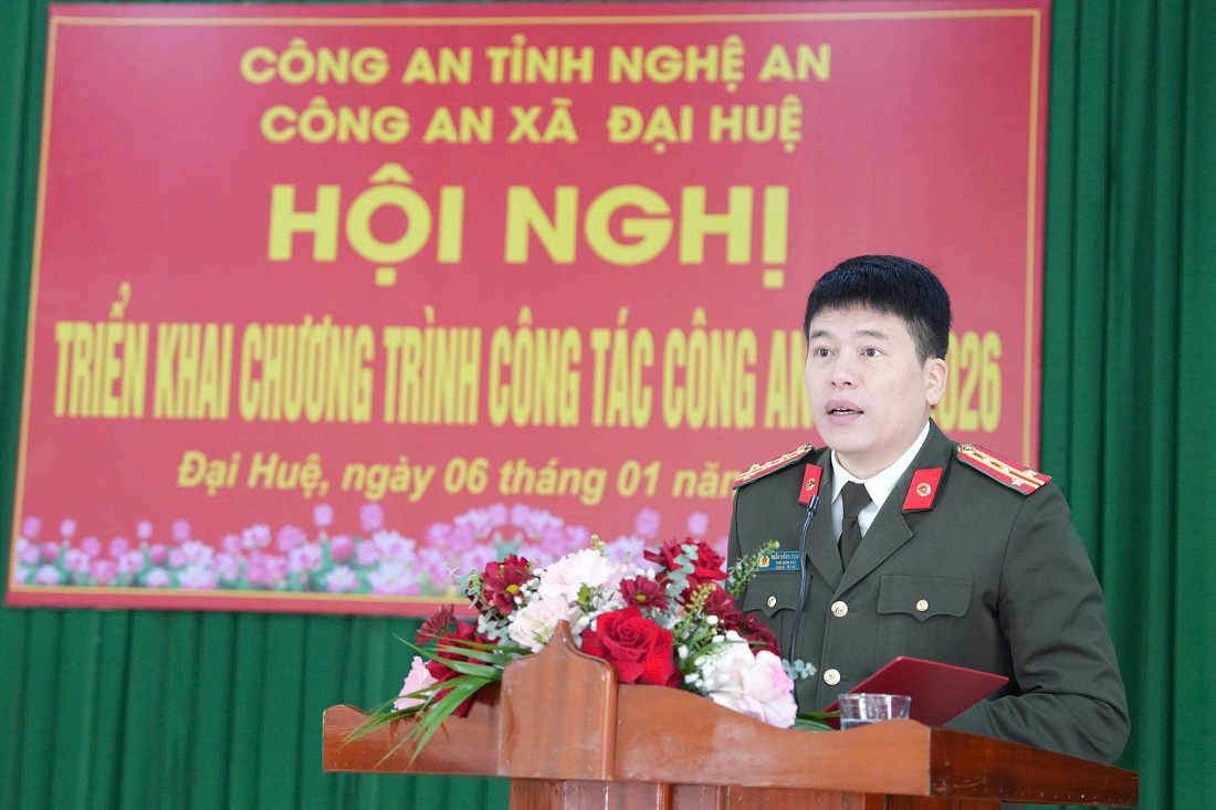 Đồng chí Đại tá Trần Hồng Quang, Phó Bí thư Đảng ủy, Phó Giám đốc Công an tỉnh phát biểu chỉ đạo