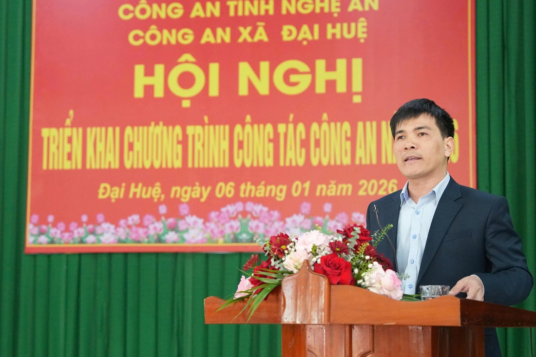 Đồng chí Hồ Đình Thắng, Phó Bí thư Thường trực Đảng ủy xã Đại Huệ phát biểu chỉ đạo