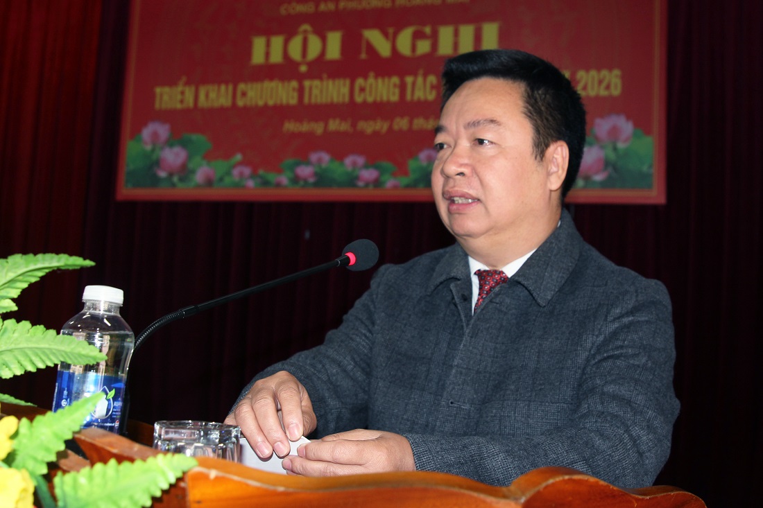 Đồng chí Hồ Sỹ Tùng, Phó Bí thư Thường trực Đảng ủy phường Hoàng Mai phát biểu